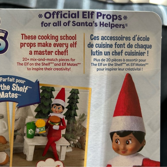 The Elf on the Shelf Polar Props - Help Elves Create play scene  20+ piece NIB - Picture 3 of 4